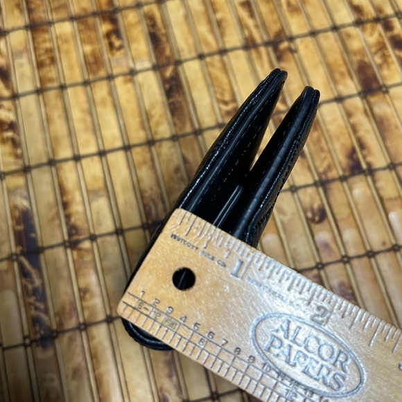 Tory Burch Willa Wallet - Picture 13 of 15